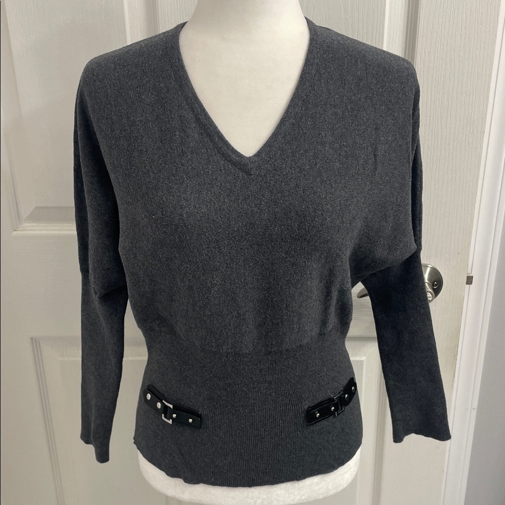 MARBLE Charcoal Grey V-Neck Sweater with Buckle Details Dolman Sleeves Sz XS